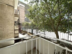 Property grounds - Athenian Cosy Getaway (Athina)