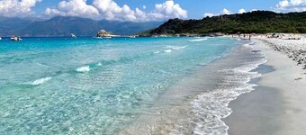 CASA LECCIA, Luxurious villa with swimming pool 5' drive from ST FLORENT