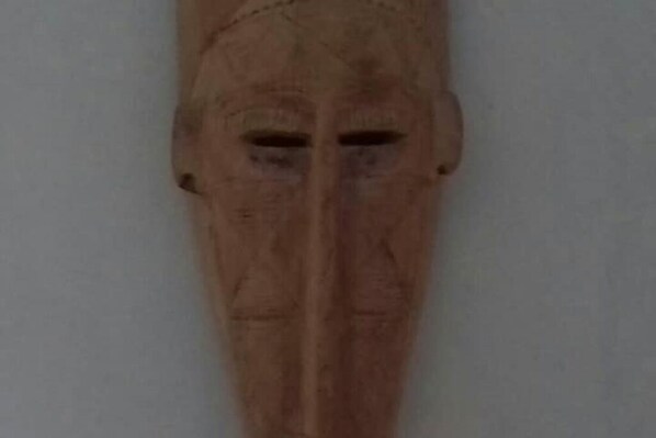 Interior detail - We have Wata (Toubab Dialao)