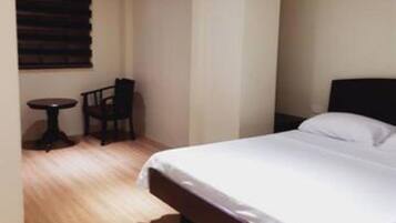 2 bedrooms, free WiFi, bed sheets