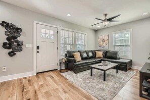 TV, fireplace, offices - Weekend Atlanta Escape | 3 Bedroom Near Downtown (Atlanta)