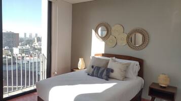 1 slaapkamer, een strijkplank/strijkijzer, gratis wifi