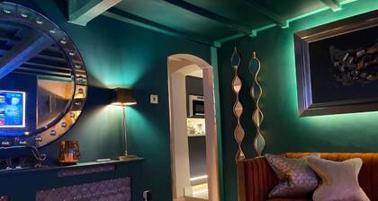 2 Bed 'cosy Cottage' Central Bawtry High End Decor