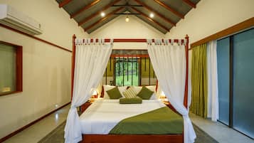 Honeymoon-Villa | Hochwertige Bettwaren, Select-Comfort-Betten, Minibar