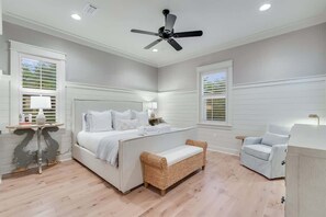 3 bedrooms, iron/ironing board, free WiFi, bed sheets - Coastal cottage near beach w/ pool & bikes (Santa Rosa Beach)