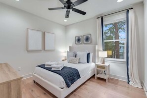 3 多间卧室、熨斗/熨衣板、免费 WiFi、床单