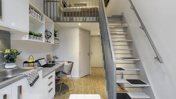 Studio, Non Smoking | Blackout curtains, free WiFi