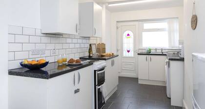 3 bedroom Property close to all amenities