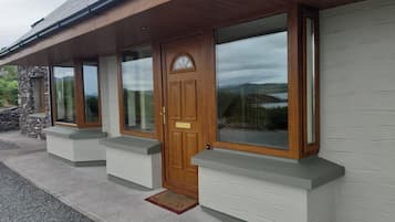 House | Exterior detail