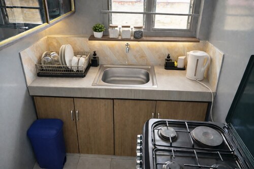 Cozy 1 Bedroom unit. Family friendly, secure and centrally located.