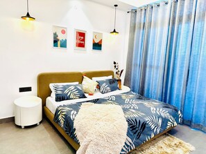 2 slaapkamers, een strijkplank/strijkijzer, wifi, beddengoed