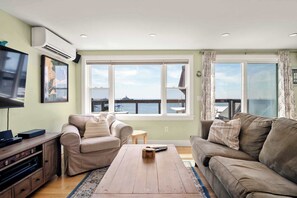 Televisión, oficina