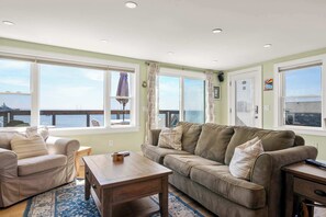 Televisión, oficina