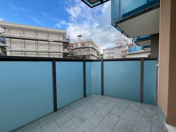 Apartment, 2 Bedrooms, Balcony, City View | Balcony