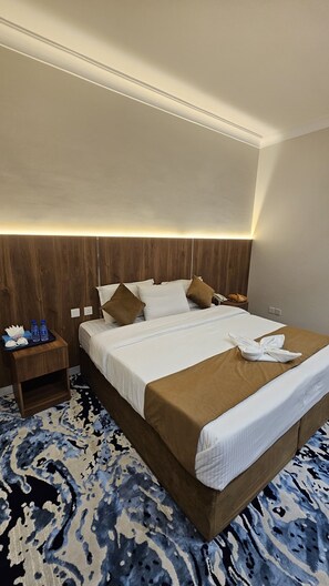 Zweibettzimmer, eigenes Bad, Stadtblick