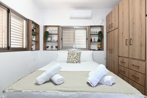 5 Schlafzimmer, BĂŒgeleisen/BĂŒgelbrett, Reisekinderbett, kostenloses WLAN