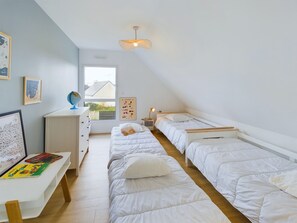 4 bedrooms, free WiFi