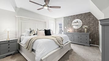 4 slaapkamers, een strijkplank/strijkijzer, reisbedje, gratis wifi