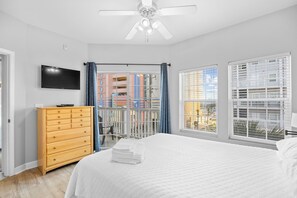 6 bedrooms, free WiFi, bed sheets - Pier Watch Villas-Sleeps-14 6bed/4bath-(10 beds)-Pools-WIFI-Free Parking (North Myrtle Beach)