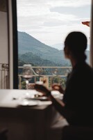 Breakfast, lunch, dinner served; local and international cuisine 