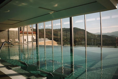 ์ค๋ด ์์์ฅ, ์์์ฅ ํ๋ผ์, ์ผ๊ด์ ์์