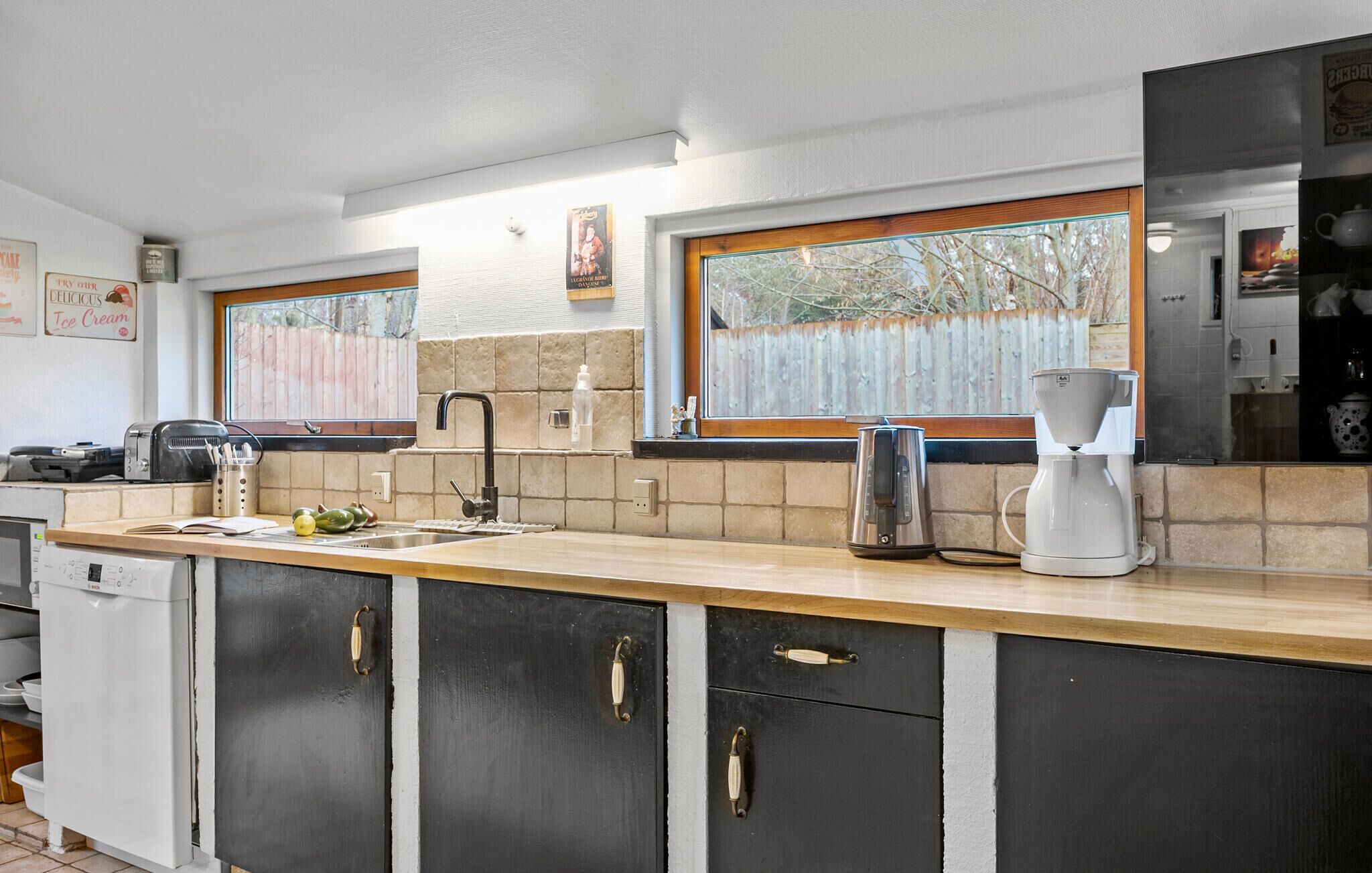 Køleskab, ovn, kogeplade, opvaskemaskine