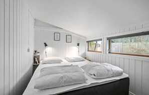 3 slaapkamers, een strijkplank/strijkijzer, gratis wifi
