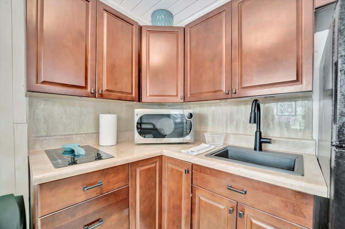 冰箱、微波炉、炉灶、茶具/咖啡用具