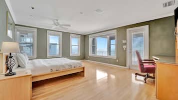 2 bedrooms, desk, iron/ironing board, travel crib