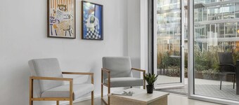 The Marina Suite, Including 1x Free Private Parking Spot
