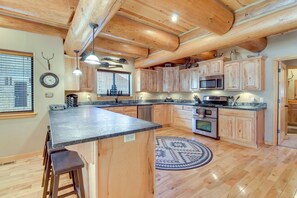 House (3 Bedrooms) | Interior - Fire Pit: Cozy Winter Cabin, 45 Mi to Sunrise Park (Show Low)