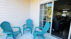 Outdoor dining - Memorable stay at cozy 2BR condo in Magnolia (Myrtle Beach)