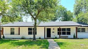 Casa (4 Bedrooms) | Vista frontal de la propiedad