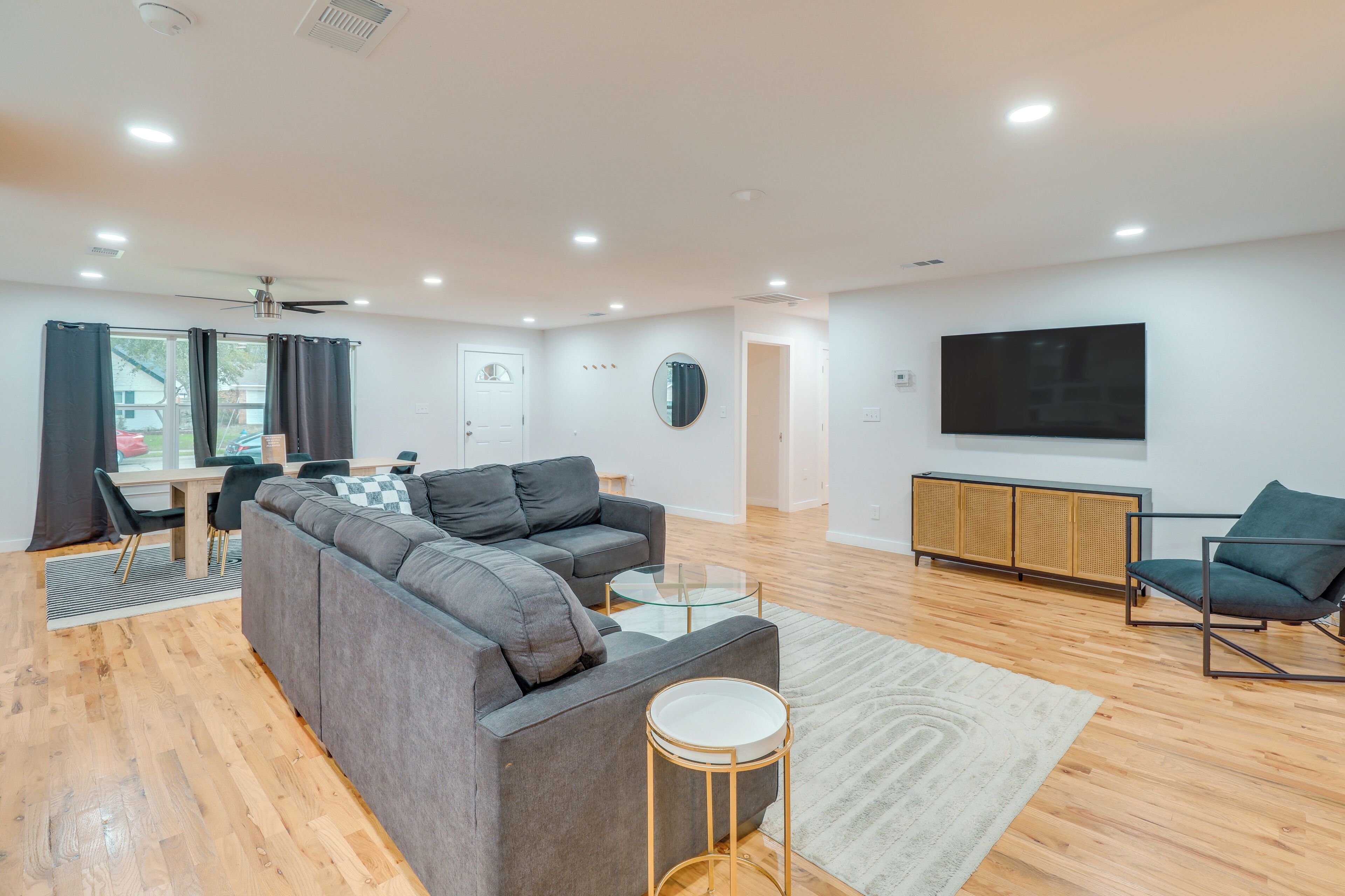 House (4 Bedrooms) | Bahagian dalam