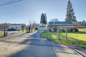 Apartment (0 Bedroom) | Interior