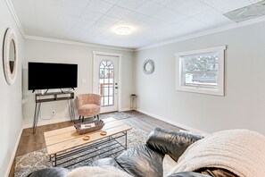 House (1 Bedroom) | Interior
