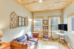 House (1 Bedroom) | Interior