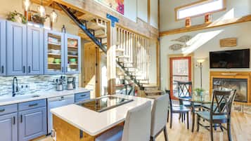 House (1 Bedroom) | Interior