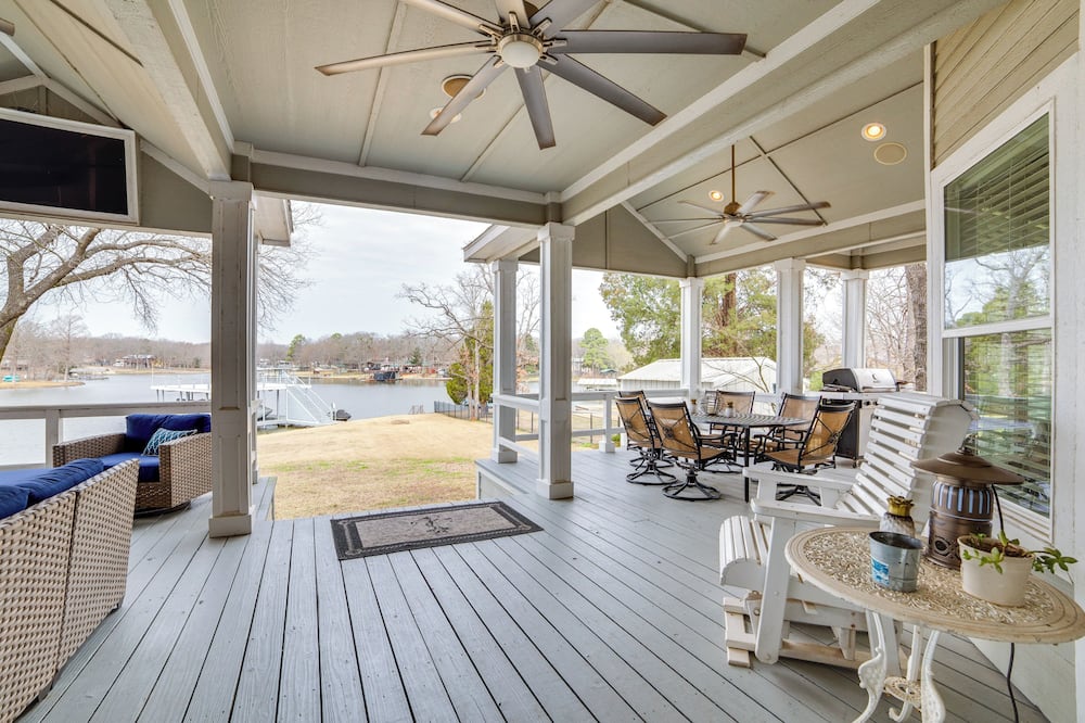 Dock & Lake Access: Gem on Cedar Creek Reservoir - Star Harbor, TX