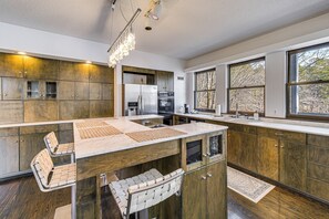 House (3 Bedrooms) | Interior - Boat Dock & Views: Stunning Lake Coronado Gem! (Hot Springs Village)