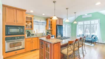 House (3 Bedrooms) | Front of property