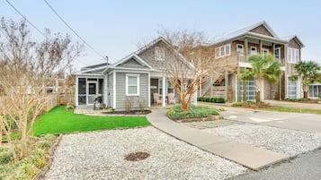 Cottage (2 Bedrooms) | Interior