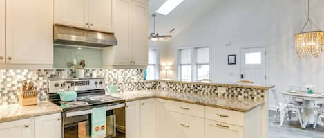 Cottage (2 Bedrooms) | Interior