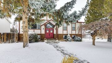 Rumah (4 Bedrooms) | Interior