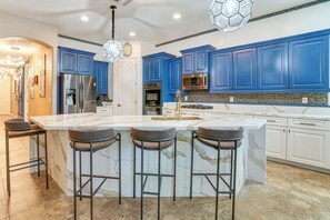 House (3 Bedrooms) | Interior - Putting Green & Hot Tub: Goodyear Retreat! (Goodyear)