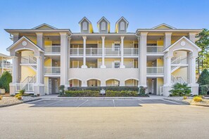 Apartment (2 Bedrooms) | Interior - Dog-friendly Condo w/ Resort Perks in Calabash! (Calabash)