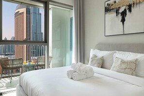 2 habitaciones, tabla de planchar con plancha y cuna de viaje 