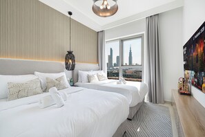 2 soverom, safe på rommet, strykejern/-brett og reiseseng for barn