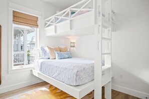 4 Schlafzimmer, Bügeleisen/Bügelbrett, WLAN, Bettwäsche