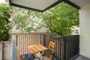 Outdoor dining - Flora 16.. (Berlin)